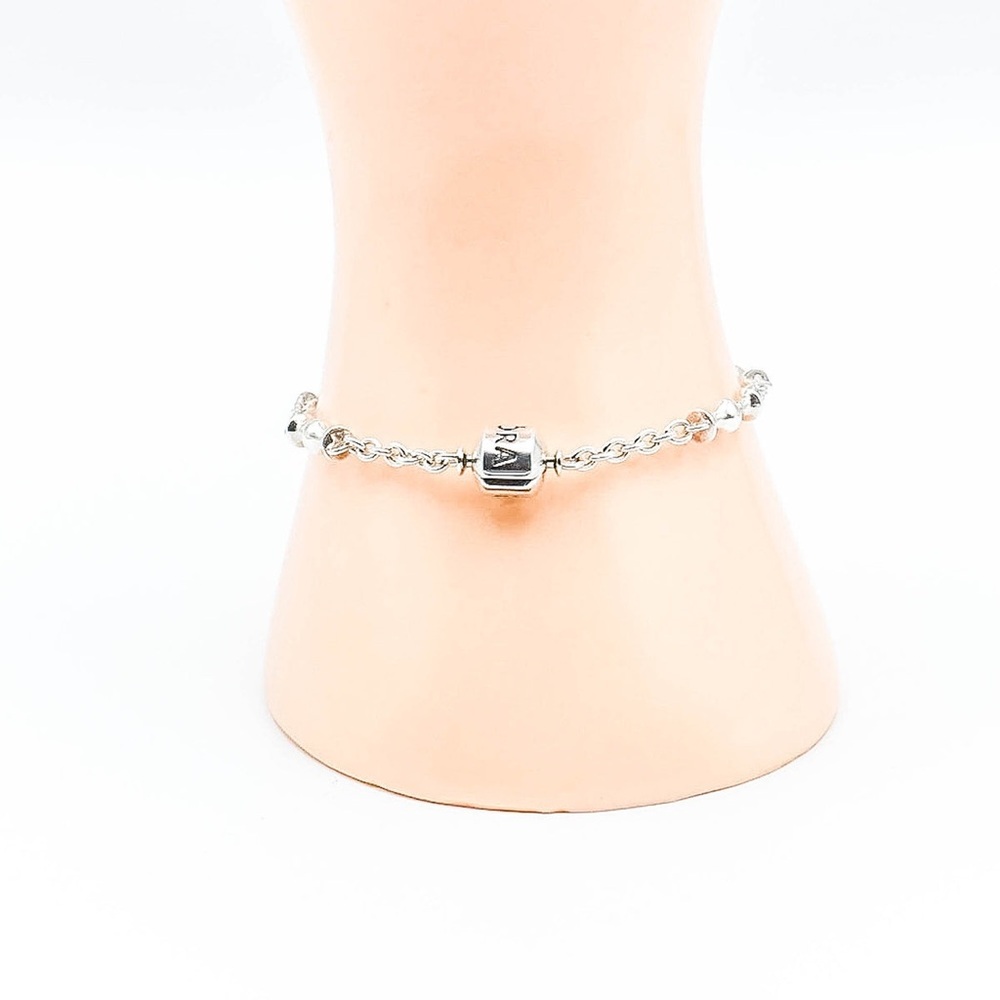 PANDORA FIVE STATION CLIP CAPTURE STERLING SILVER BRACELET WITH PANDORA CLASP - Picture 4 of 5